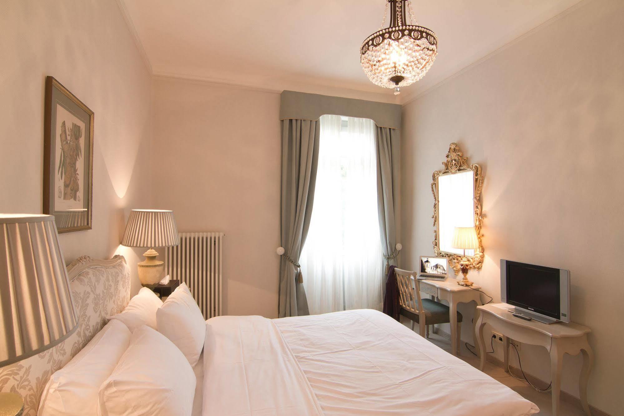 Hotel Romerbad Badenweiler Luaran gambar